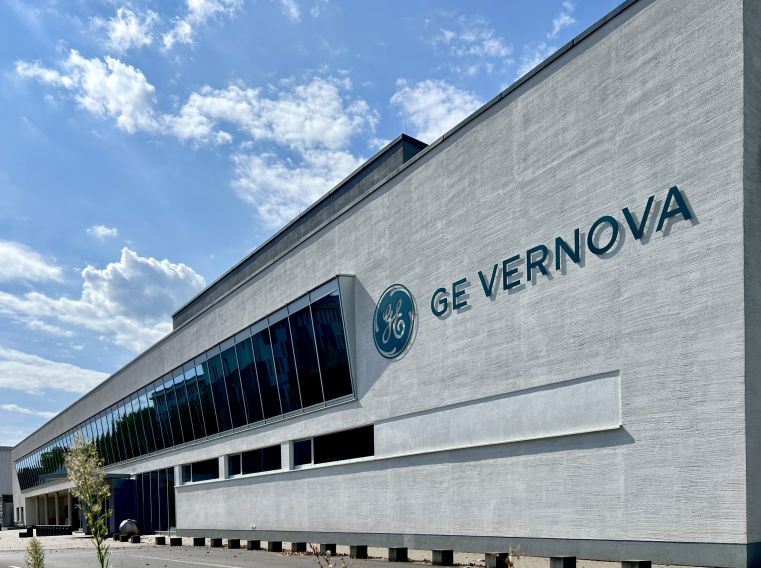 GE Vernova Logo